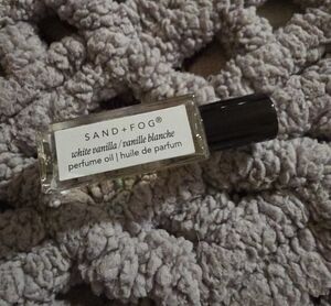 SAND + FOG White Vanilla Perfume Oil Roller